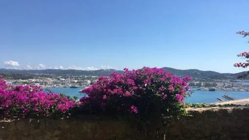 Extraordinary Manor House In The Heart Of Dalt Vila Extraordinary Manor House In The Heart Of Dalt Vila